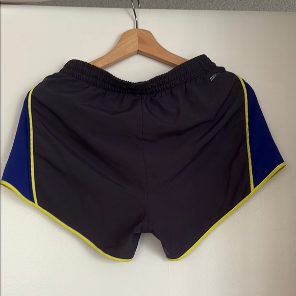 Nike DRI-FIT Athletic Performance Shorts - Picture 3 of 3